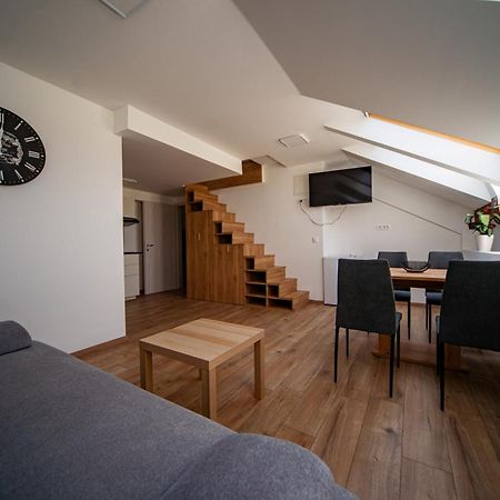 Sport Apartments Radovljica Buitenkant foto