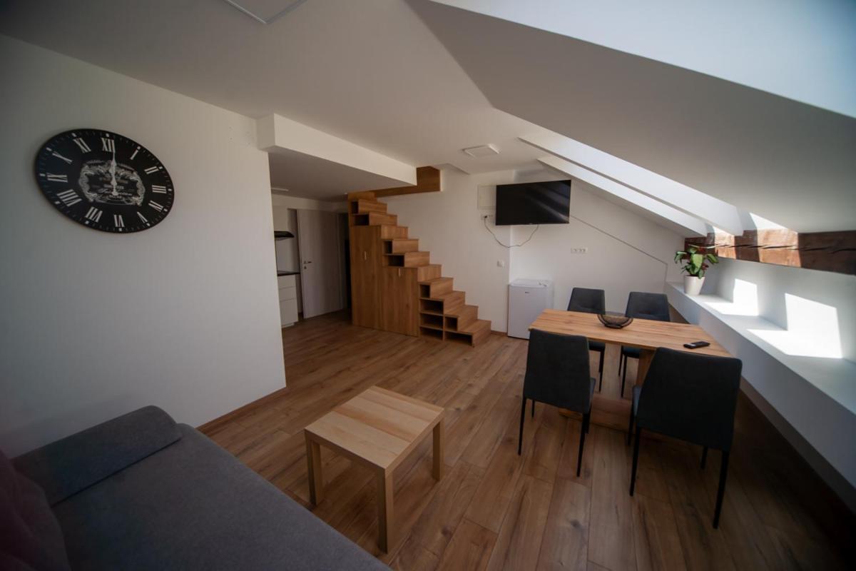 Sport Apartments Radovljica Buitenkant foto