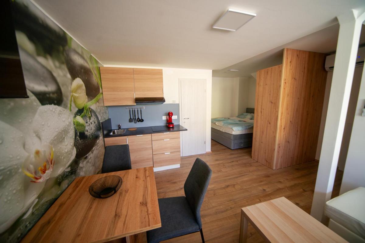 Sport Apartments Radovljica Buitenkant foto