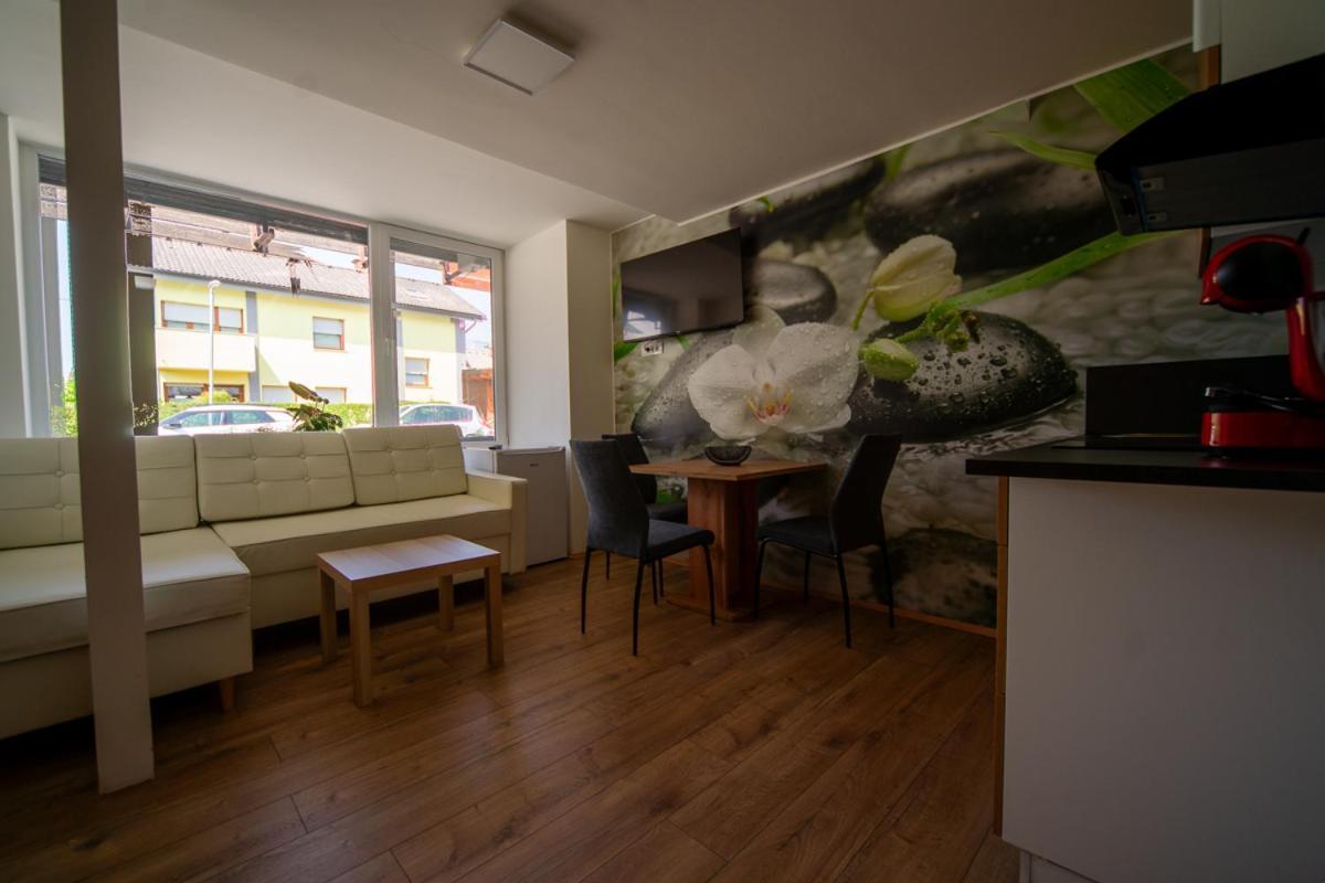 Sport Apartments Radovljica Buitenkant foto