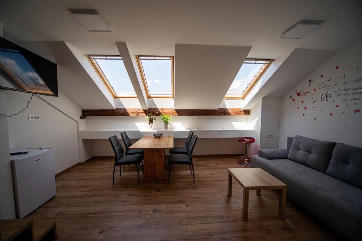 Sport Apartments Radovljica Buitenkant foto